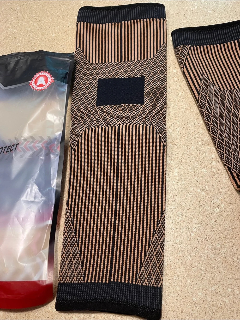 Compression Thigh and Knee Copper Sleeves - Black & Tan Support